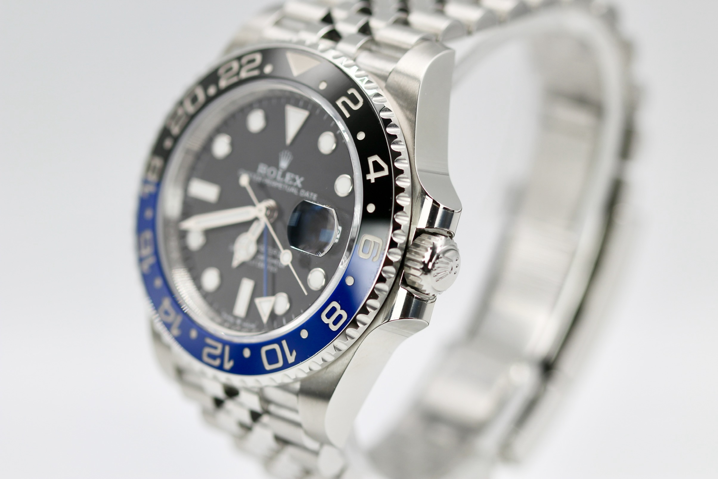 Rolex GMT Master II 126710BLNR Batgirl 2026 - Image 3