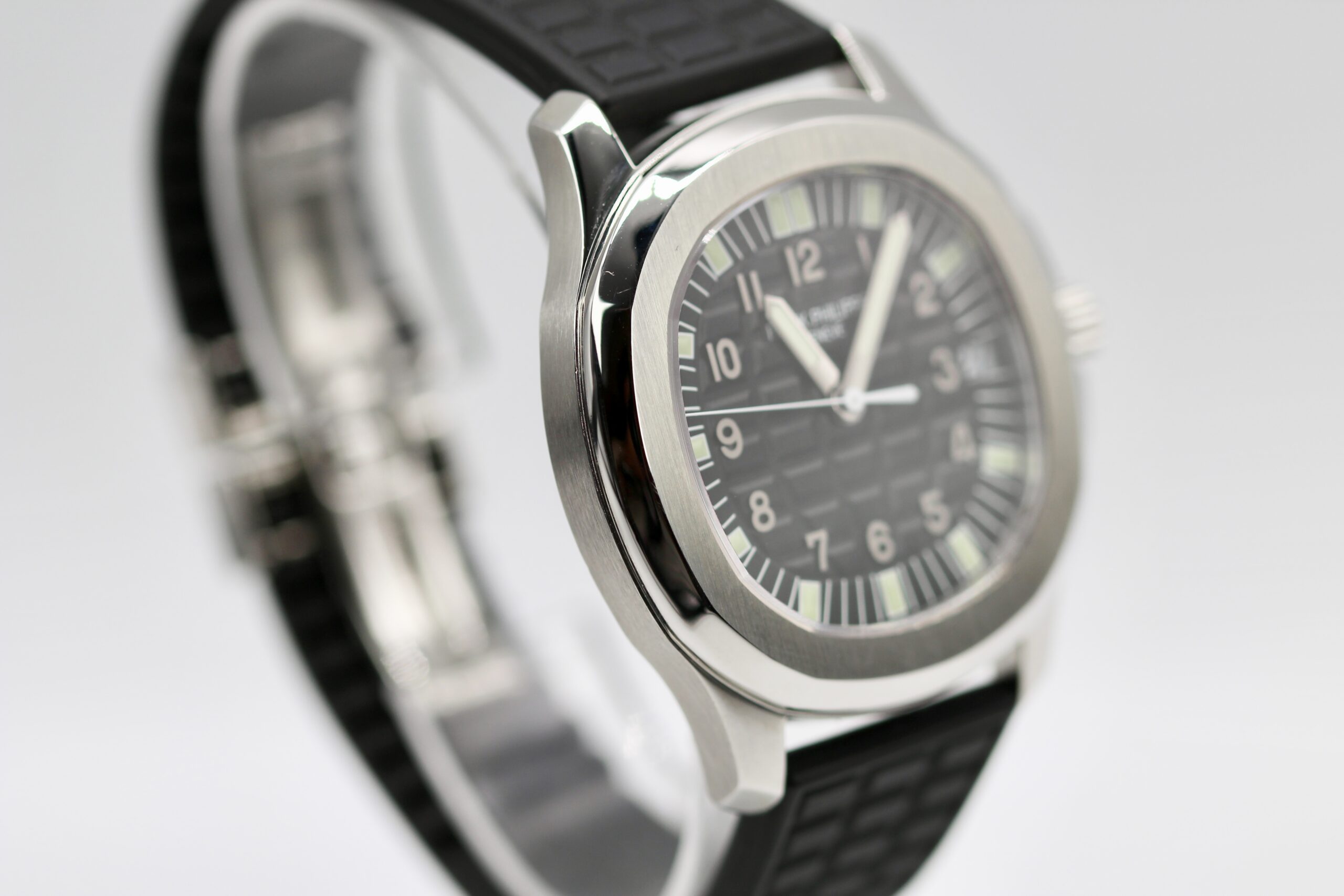 Patek Philippe Aquanaut 5065A-001 2006 - Image 4