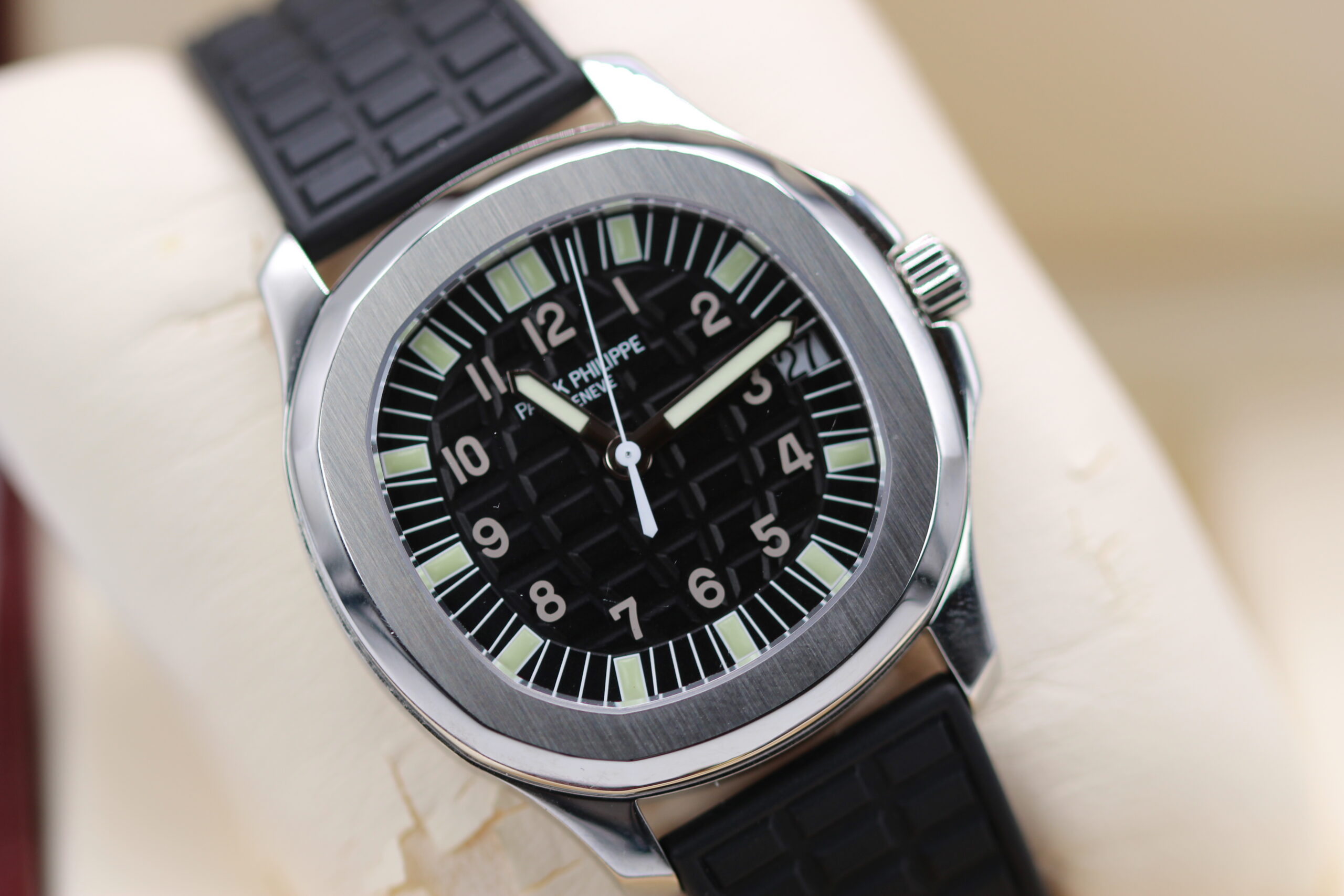Patek Philippe Aquanaut 5065A-001 2006 - Image 7