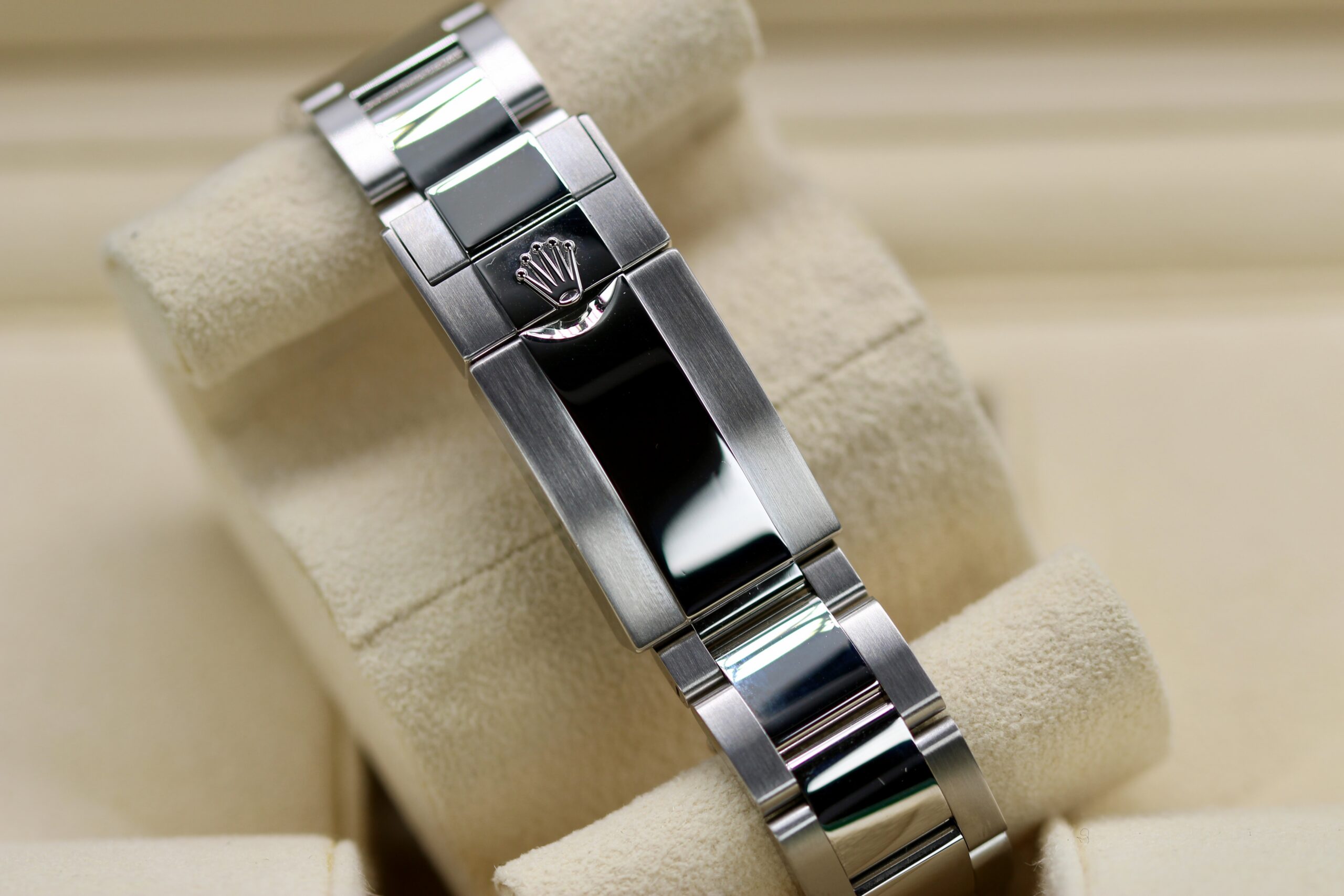Rolex Cosmograph Daytona 126500LN, Black Dial, 2024 - Image 4