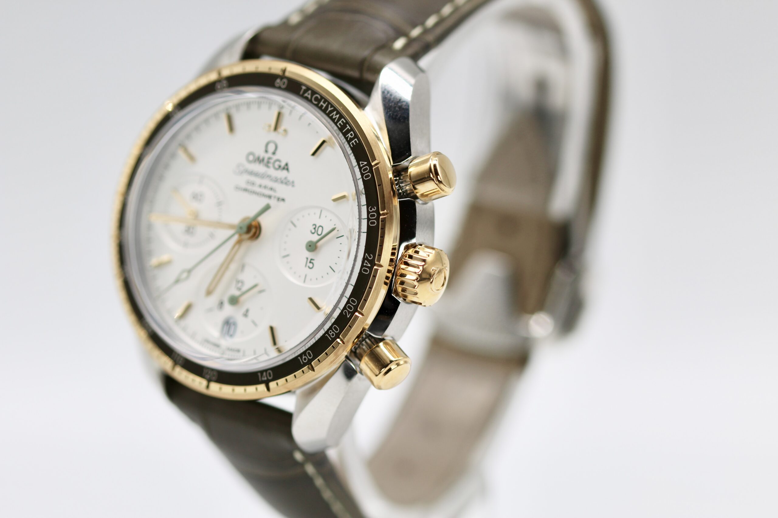 Omega Speedmaster 38 Co-Axial Chronograph - Image 2
