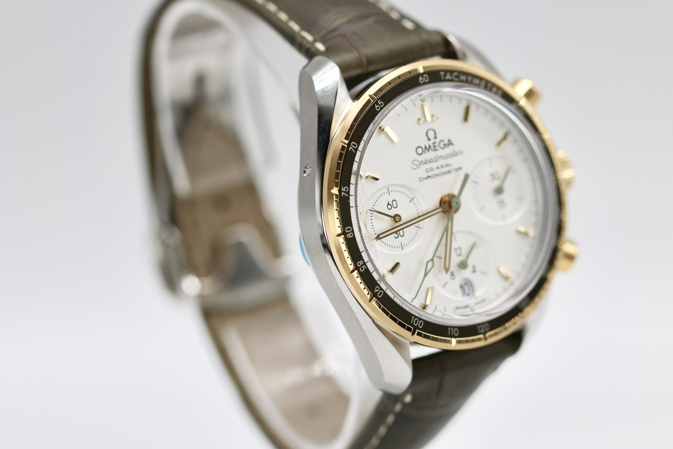 Omega Speedmaster 38 Co-Axial Chronograph - Image 3