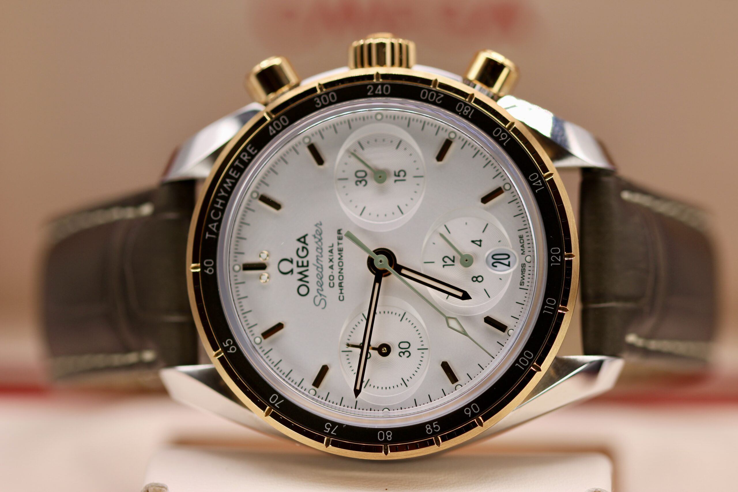 Omega Speedmaster 38 Co-Axial Chronograph - Image 5