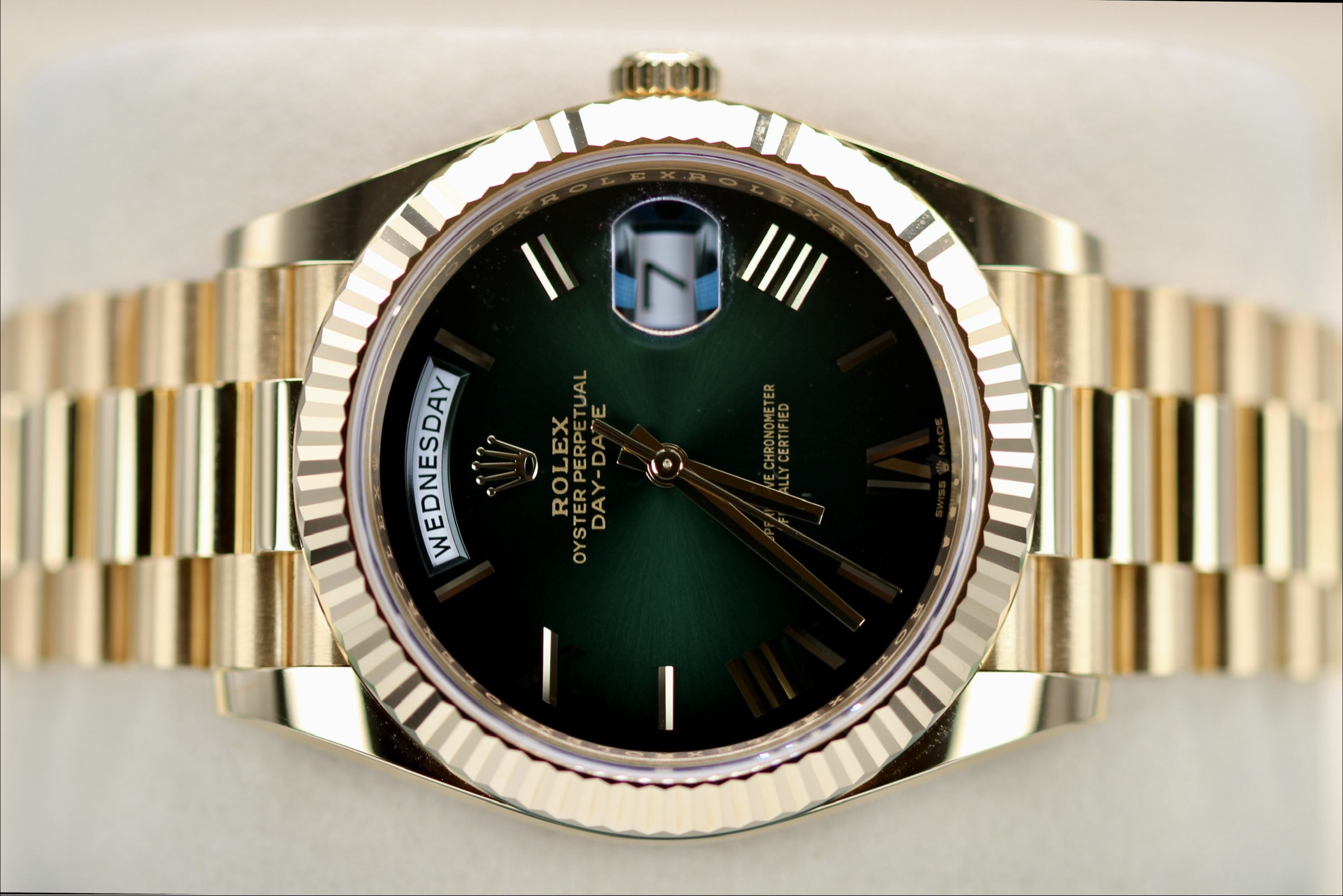 Rolex Day-Date 40 228238 Ombré Green, 2026 - Image 5
